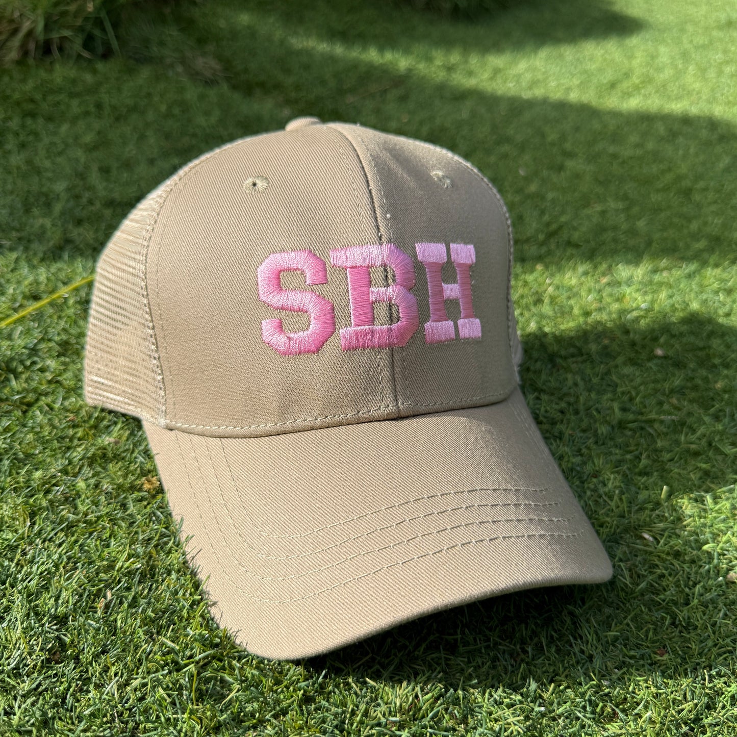 GORRA TRUCKER SBH SAND / Rosa empolvado X PASHA ST BARTH